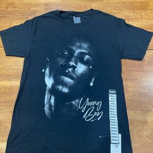 Black Graphic 'Young Boy' Crewneck T-Shirt